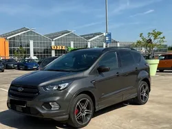 Grau Gebraucht 2019 Ford Kuga ST-Line SUV | 20.500 € (Fairer Preis)