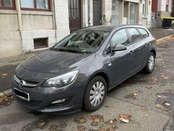 Grau Gebraucht 2016 Opel Astra Style Kombi | 8.999 € (Fairer Preis)