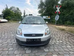 Silber Gebraucht 2006 Ford Fiesta Ambiente Kleinwagen | 2.099 € (Fairer Preis)