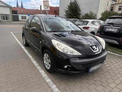 Schwarz Gebraucht 2010 Peugeot 206+ Kleinwagen | 1.350 € (Guter Preis)