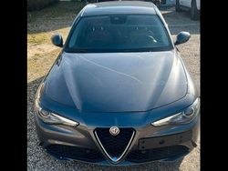 Grau Gebraucht 2016 Alfa Romeo Giulia Super Limousine | 16.550 € (Fairer Preis)