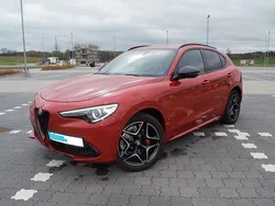 Rot Gebraucht 2020 Alfa Romeo Stelvio Veloce SUV | 30.599 € (Fairer Preis)