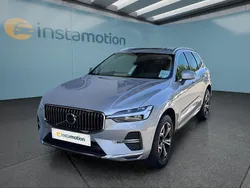 Silber Gebraucht 2022 Volvo XC60 SUV | 41.949 € (Teuer)