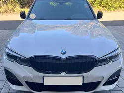 Weiß Gebraucht 2020 BMW 330 M Sport Kombi | 43.500 € (Teuer)