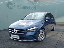 Blau Gebraucht 2022 Mercedes B220 Style Van / Kleinbus | 43.200 €