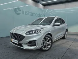 Silber Gebraucht 2023 Ford Kuga ST-Line SUV | 31.700 € (Fairer Preis)
