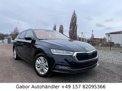 Schwarz Gebraucht 2021 Skoda Octavia Kombi | 14.999 € (Fairer Preis)