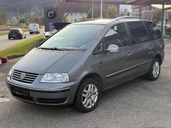 Grau Gebraucht 2007 VW Sharan Pacific Van / Kleinbus | 3.999 € (Fairer Preis)
