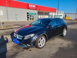Schwarz Gebraucht 2016 Mercedes GLA180 Urban SUV | 15.980 € (Guter Preis)