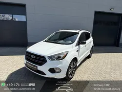 Weiß Gebraucht 2017 Ford Kuga ST-Line SUV | 16.525 € (Fairer Preis)