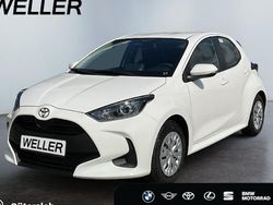 Weiß Neu 2025 Toyota Yaris Hybrid Comfort Limousine | 23.780 € (Guter Preis)