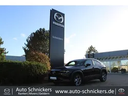 Schwarz Gebraucht 2021 Mazda MX30 SUV | 19.290 € (Etwas zu teuer)