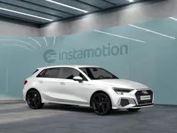 Weiß Gebraucht 2022 Audi A3 Sportback e-tron S-Line Limousine | 33.493 € (Teuer)