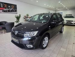 Schwarz Gebraucht 2017 Dacia Sandero Lauréate Kleinwagen | 5.900 € (Fairer Preis)