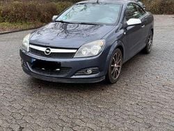Grau Gebraucht 2008 Opel Astra Cabriolet OPC Cabrio | 1.999 € (Superpreis)