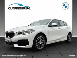 Weiß Gebraucht 2023 BMW 118 Sport Line Kleinwagen | 22.899 € (Fairer Preis)