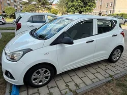 Weiß Gebraucht 2016 Hyundai i10 Kleinwagen | 4.300 € (Fairer Preis)