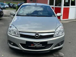 Silber Gebraucht 2009 Opel Astra Cabriolet Cabrio | 3.998 € (Guter Preis)