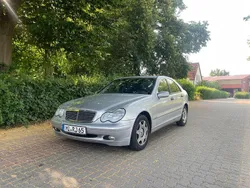 Silber Gebraucht 2003 Mercedes C200 Classic Limousine | 1.450 € (Guter Preis)