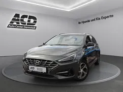 Grau Gebraucht 2021 Hyundai i30 Intro Edition Kombi | 15.470 € (Fairer Preis)