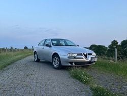 Silber Gebraucht 2002 Alfa Romeo 156 Limousine | 1.700 € (Fairer Preis)