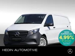 Arktikweiß Gebraucht 2024 Mercedes Vito Van / Kleinbus | 35.581 € (Fairer Preis)