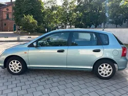 Blau Gebraucht 2001 Honda Civic Kleinwagen | 1.234 € (Fairer Preis)
