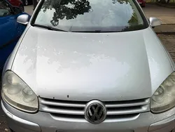 Silber Gebraucht 2006 VW Golf V Kleinwagen | 2.999 € (Etwas zu teuer)