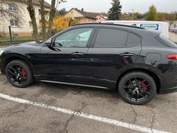 Schwarz Gebraucht 2018 Alfa Romeo Stelvio Veloce SUV | 24.500 € (Fairer Preis)