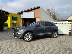 Indiumgrau metallic Gebraucht 2021 VW T-Roc Sportline SUV | 20.979 € (Guter Preis)