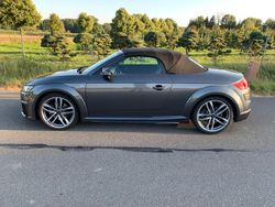 Grau Gebraucht 2020 Audi TT Roadster Comfort Cabrio | 28.500 € (Fairer Preis)