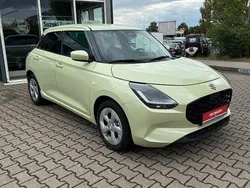 Gelb Neu 2025 Suzuki Swift Comfort Limousine | 22.980 €