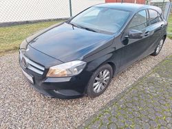 Schwarz Gebraucht 2014 Mercedes A180 Limousine | 7.900 € (Superpreis)