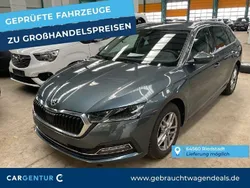 Quarzgrau Gebraucht 2021 Skoda Octavia Style Kombi | 16.890 € (Guter Preis)