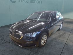 Schwarz Gebraucht 2024 Skoda Scala Ambition Kleinwagen | 21.350 € (Fairer Preis)