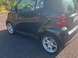 Schwarz Gebraucht 2007 Smart ForTwo Coupé Kleinwagen | 2.000 €