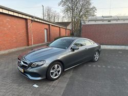 Grau Gebraucht 2017 Mercedes E220 Avantgarde Coupé | 24.300 € (Superpreis)
