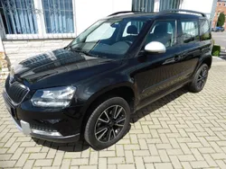 Schwarz Gebraucht 2017 Skoda Yeti Ambition SUV | 13.950 € (Guter Preis)