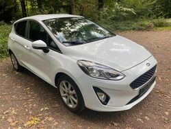 Weiß Gebraucht 2018 Ford Fiesta Kleinwagen | 9.500 € (Guter Preis)