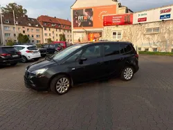 Schwarz Gebraucht 2015 Opel Zafira Tourer Van / Kleinbus | 8.700 € (Fairer Preis)