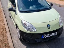 Grün Gebraucht 2009 Renault Twingo Kleinwagen | 1.000 €