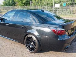 Schwarz Gebraucht 2004 BMW 545 Sport Line Limousine | 15.999 €