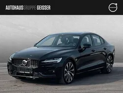 Onyx schwarz Gebraucht 2023 Volvo S60 Ultimate Limousine | 37.750 € (Fairer Preis)