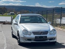 Silber Gebraucht 2002 Mercedes C200 Coupé | 2.550 €