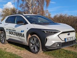 Weiß Gebraucht 2023 Subaru Solterra Platinum SUV | 36.990 € (Fairer Preis)