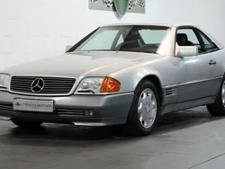 Silber Gebraucht 1990 Mercedes SL300 Cabrio | 19.900 €