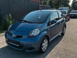 Blau Gebraucht 2009 Toyota Aygo Kleinwagen | 2.999 € (Fairer Preis)