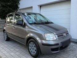 Grau Gebraucht 2010 Fiat Panda Kleinwagen | 3.200 € (Teuer)
