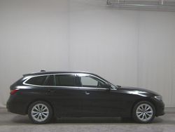 Schwarz Gebraucht 2020 BMW 330e Advantage Kombi | 17.980 € (Fairer Preis)