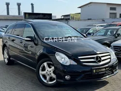 Schwarz Gebraucht 2010 Mercedes R350 AMG Van / Kleinbus | 11.498 € (Fairer Preis)